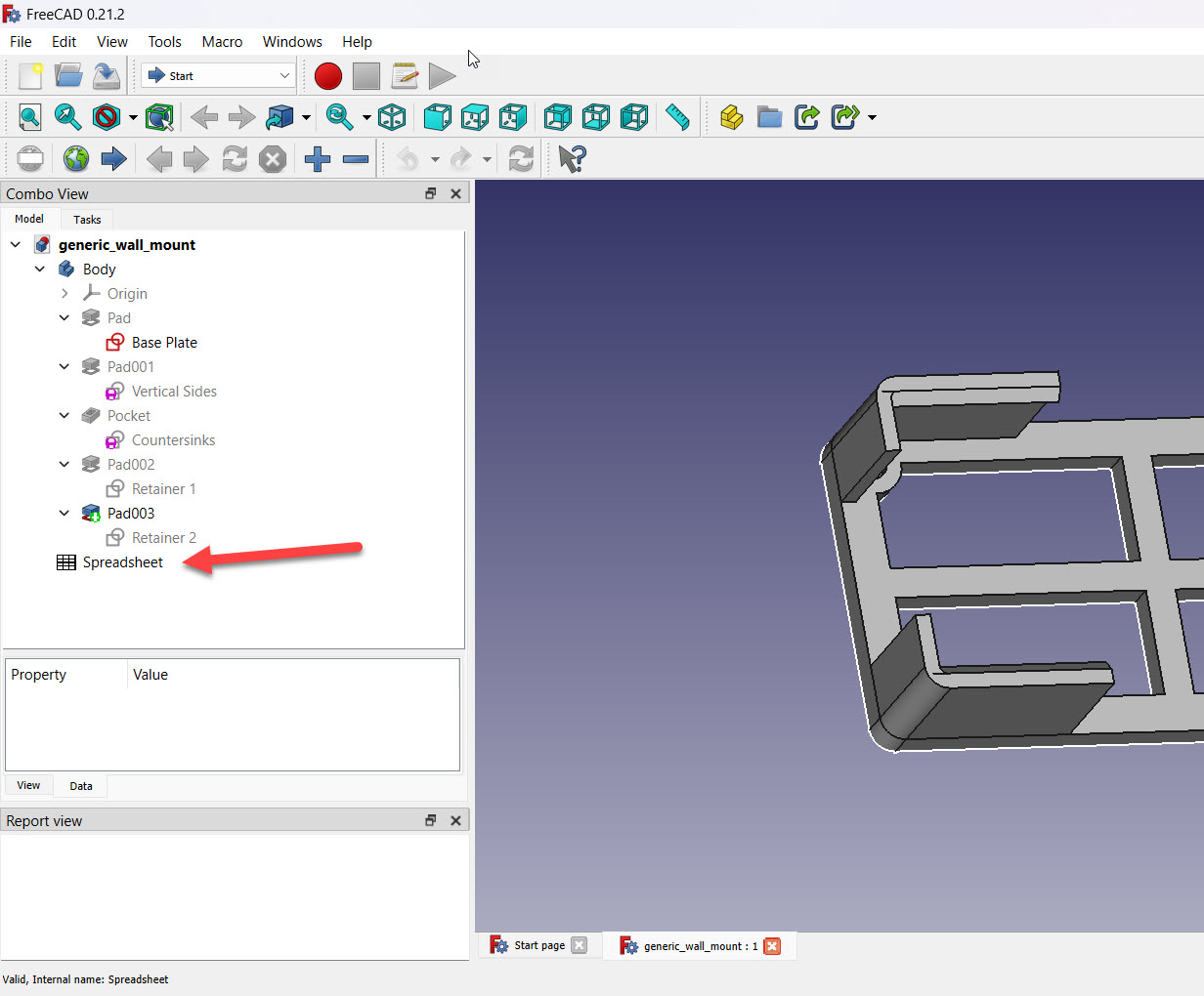 The FreeCAD model of the universal mount, showing the spreadsheet that contains the variable parameters.